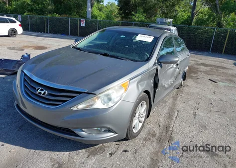 2013 Hyundai Sonata Gls z USA, uszkodzony, nr VIN 5NPEB4AC8DH778278